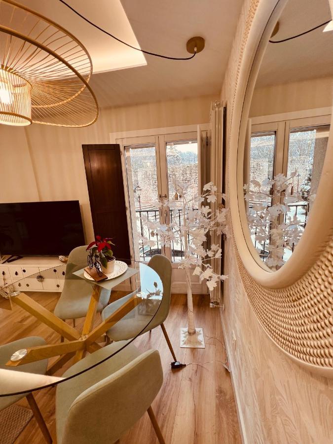 El Capricho Del Arco_Apartamentos Burgos Catedral エクステリア 写真